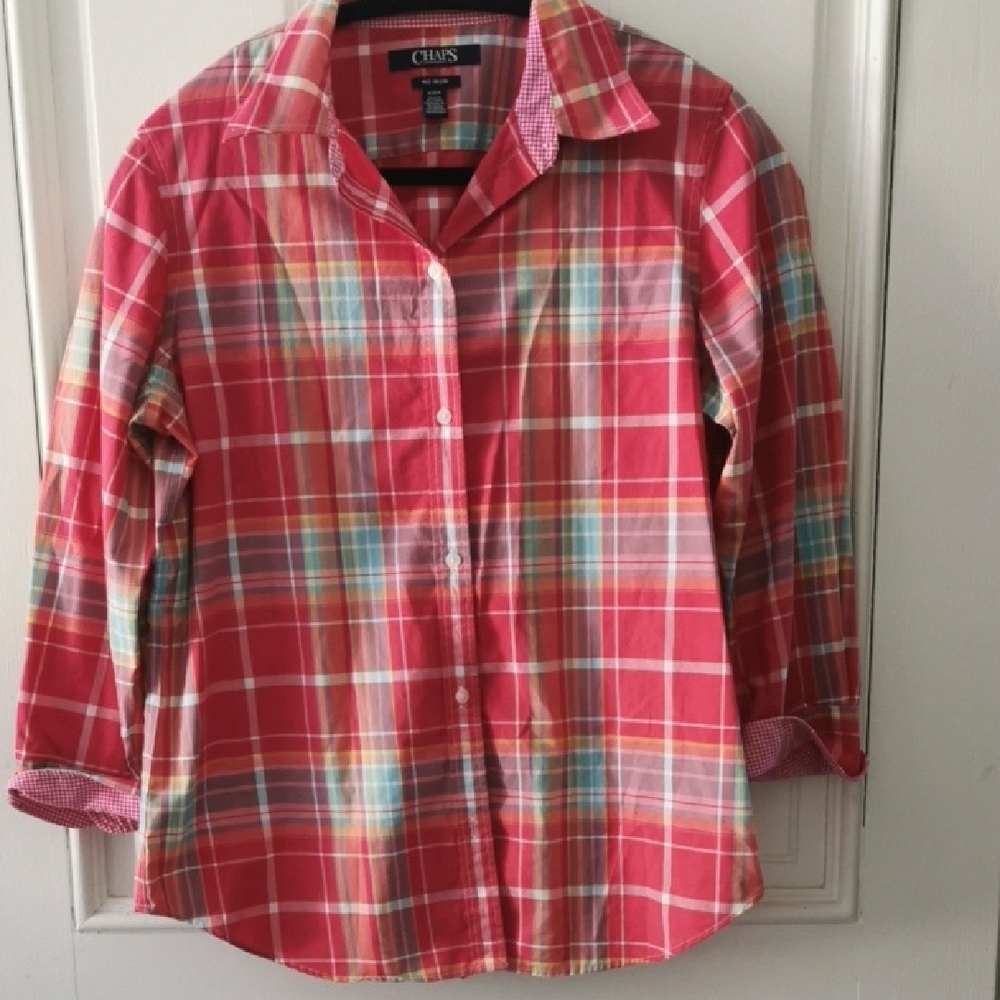 Womens Chaps no iron red plaid button up shirt. Size Medium